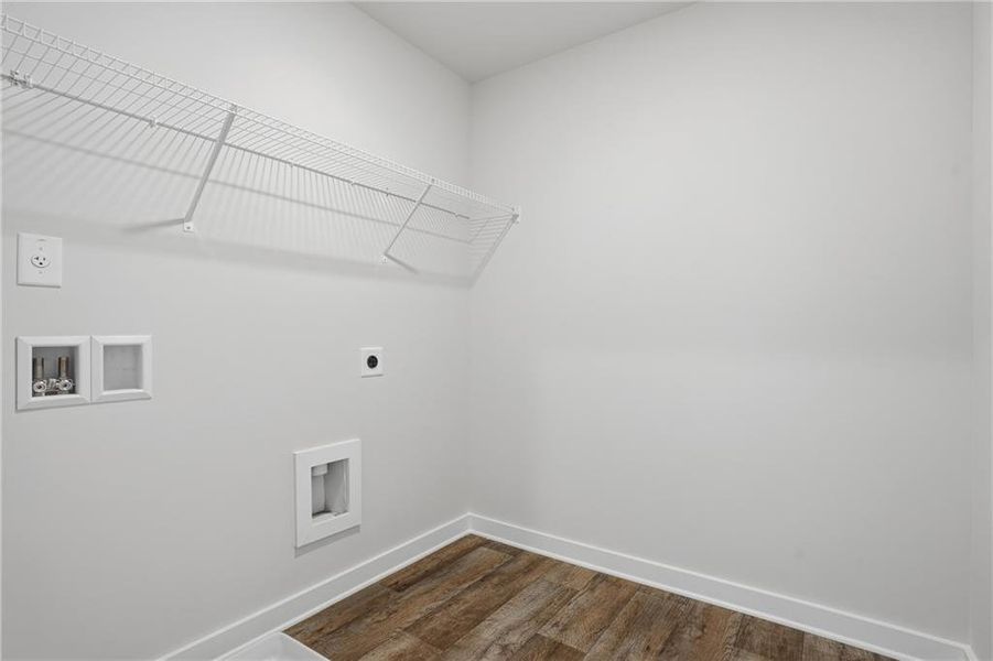 Spacious, unfurnished interior of a new home in Crossvine Village, LaGrange (Image 14).