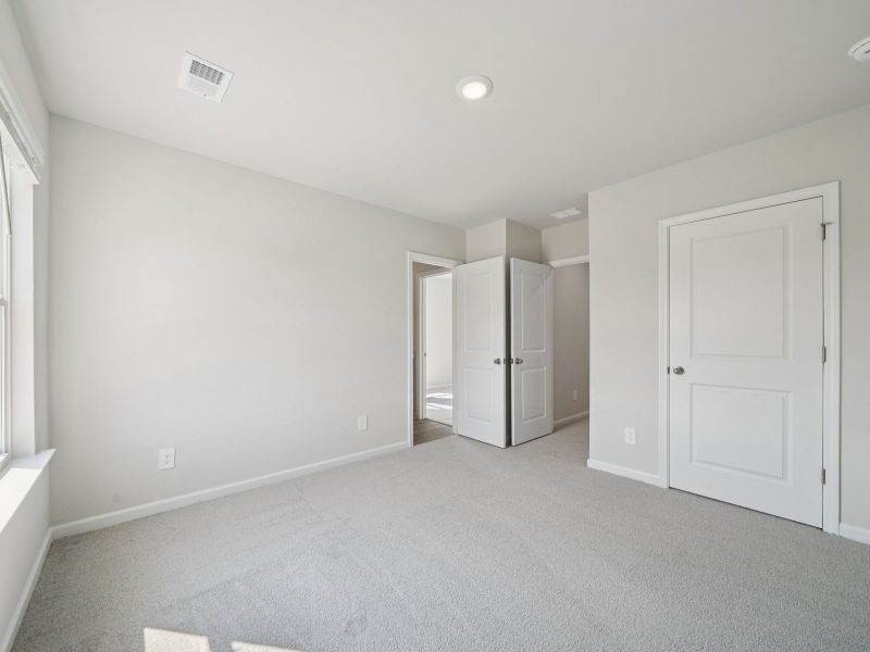 Spacious, unfurnished interior of a new home in Artisan Walk, Fairburn (Image 17). Spacious, unfurnished interior of a new home in Artisan Walk, Fairburn (Image 17).
