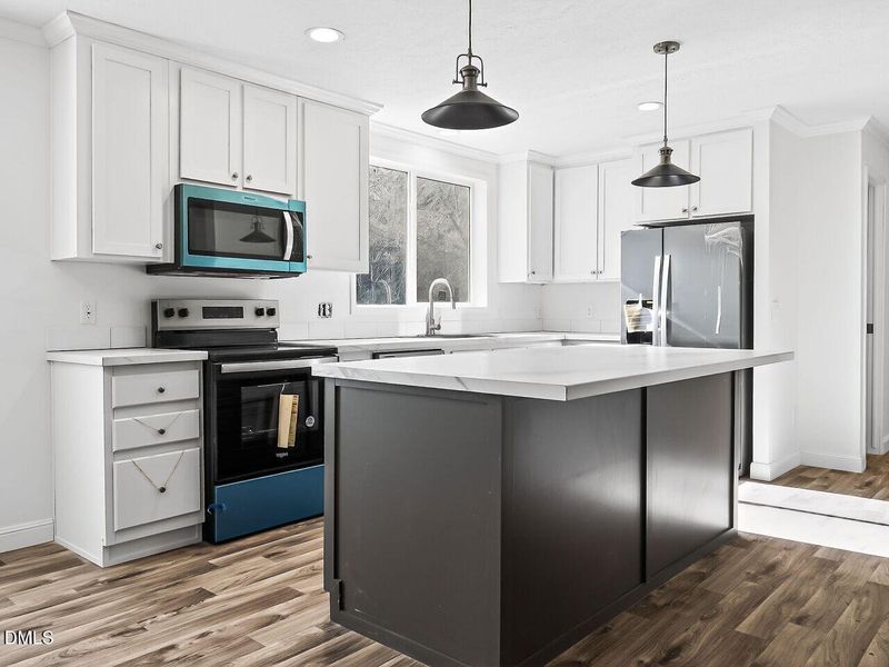 012-1280x960-kitchen