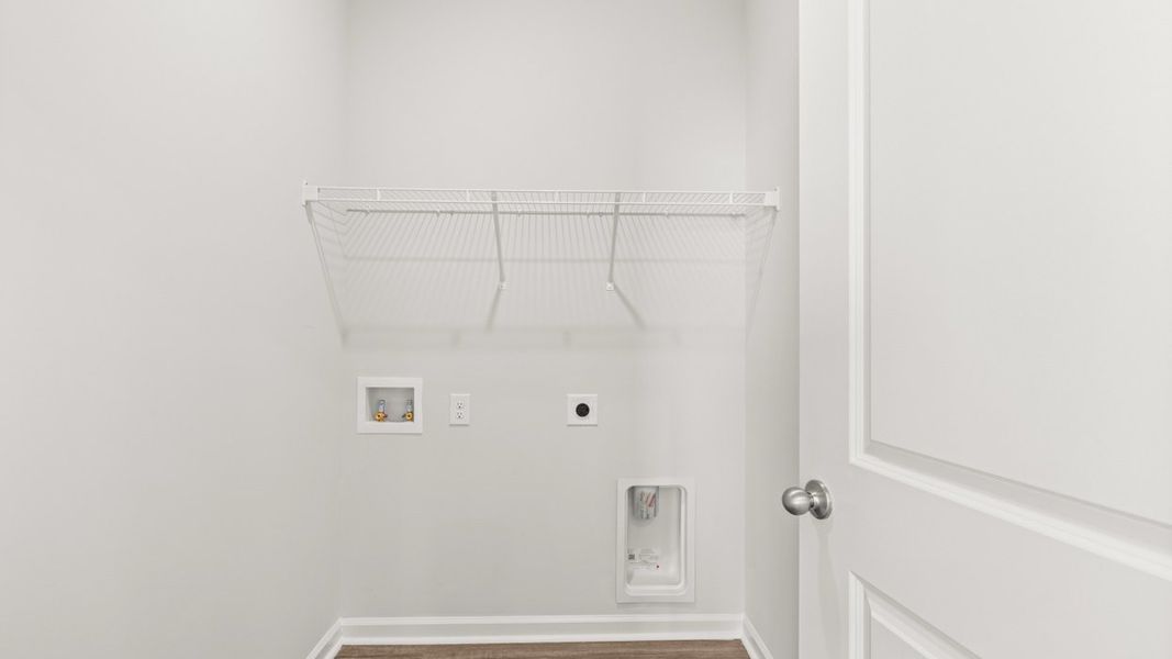 Spacious, unfurnished interior of a new home in Byrd Village, Graniteville (Image 16).
