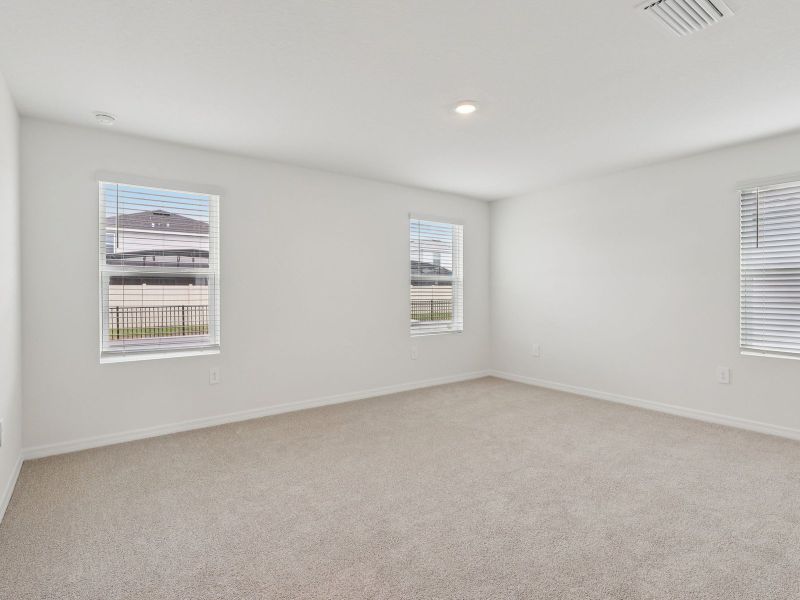 Spacious, unfurnished interior of a new home in Cagan Crossings West, Clermont (Image 10). Spacious, unfurnished interior of a new home in Cagan Crossings West, Clermont (Image 10).