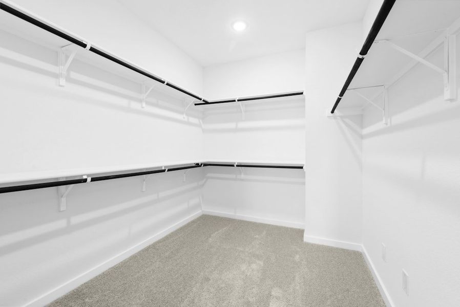 Spacious, unfurnished interior of a new home in Santa Rita Ranch, Liberty Hill (Image 23).