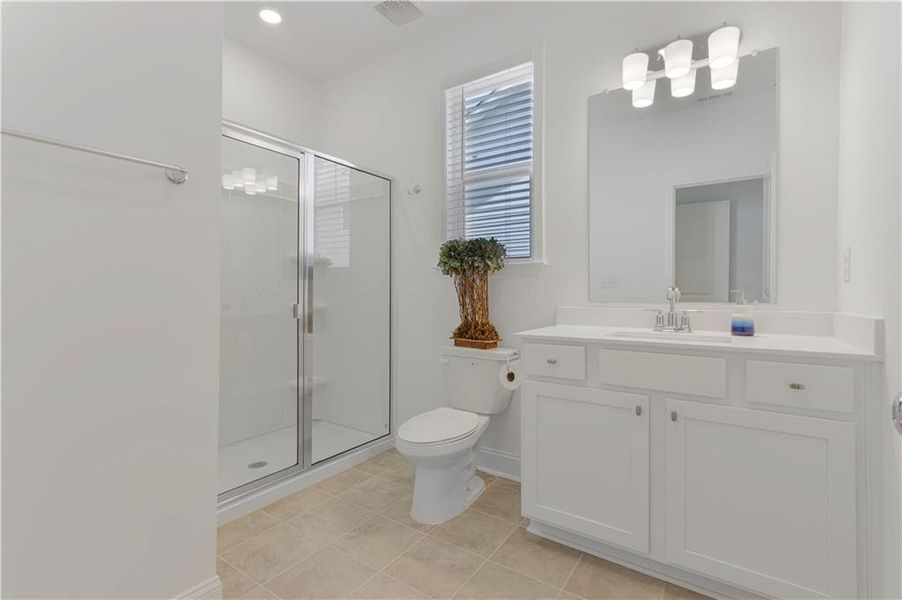 Furnished interior view inside a new home in Bailey Fence, Dacula (Image 18).