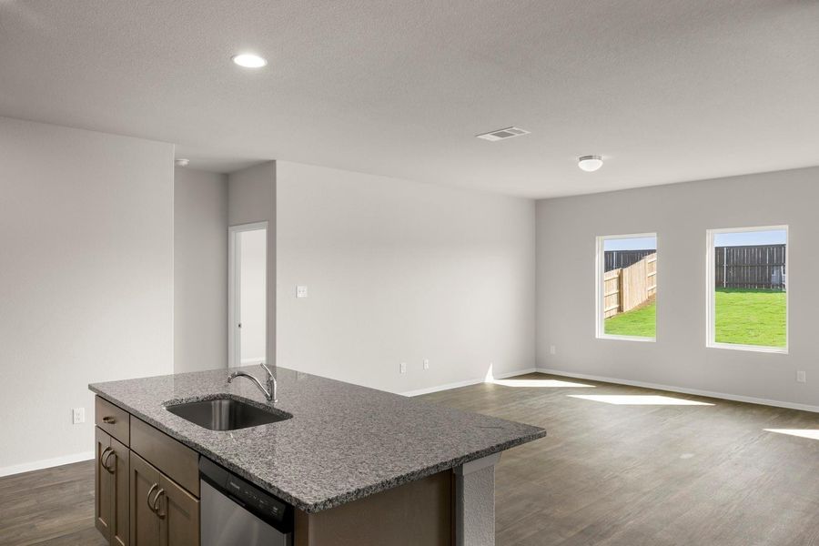 Image 34 of a home in Cloverleaf.