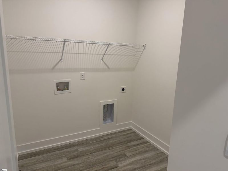 Spacious, unfurnished interior of a new home in Hidden Lake Estates, Greenville (Image 15).