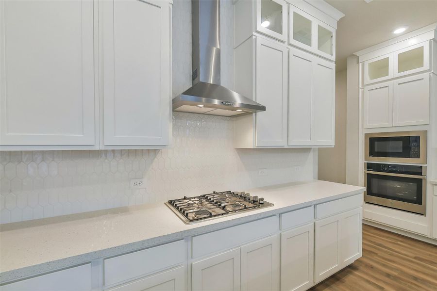 Furnished interior view inside a new home in Summer Place  35', Montgomery (Image 16).