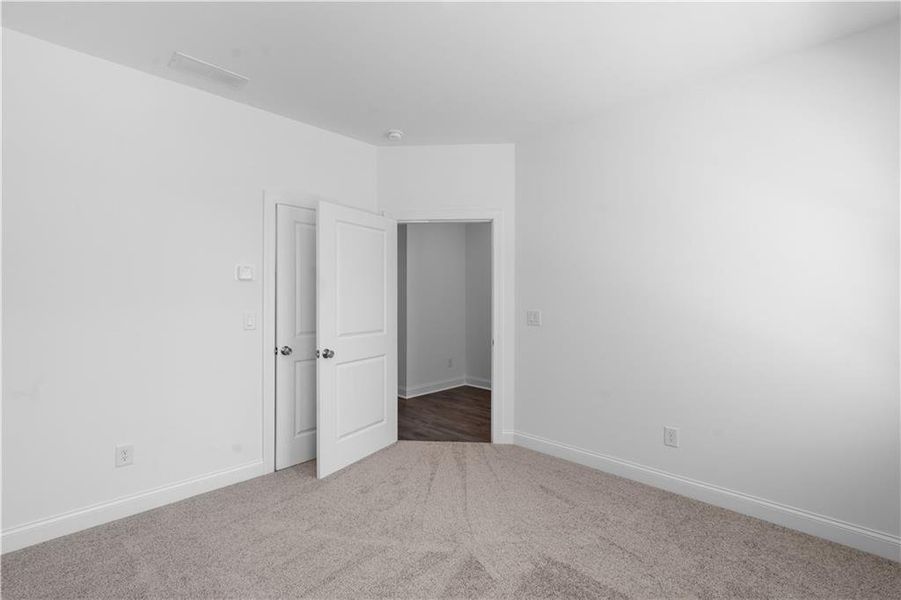 Spacious, unfurnished interior of a new home in Evanshire Townhomes, Duluth (Image 19).
