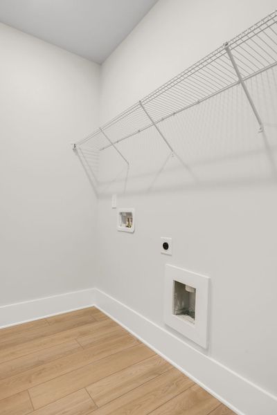 Spacious, unfurnished interior of a new home in Echo Park, Suwanee (Image 24). Spacious, unfurnished interior of a new home in Echo Park, Suwanee (Image 24).
