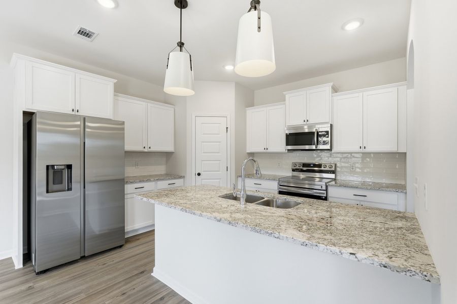 Representative furnished interior of a home built from the The Ryon by RTS Homes in The Pointe at Villages on Marne, Hinesville (Image 7).