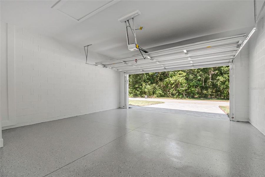 Spacious, unfurnished interior of a new home in , St. Cloud (Image 26).