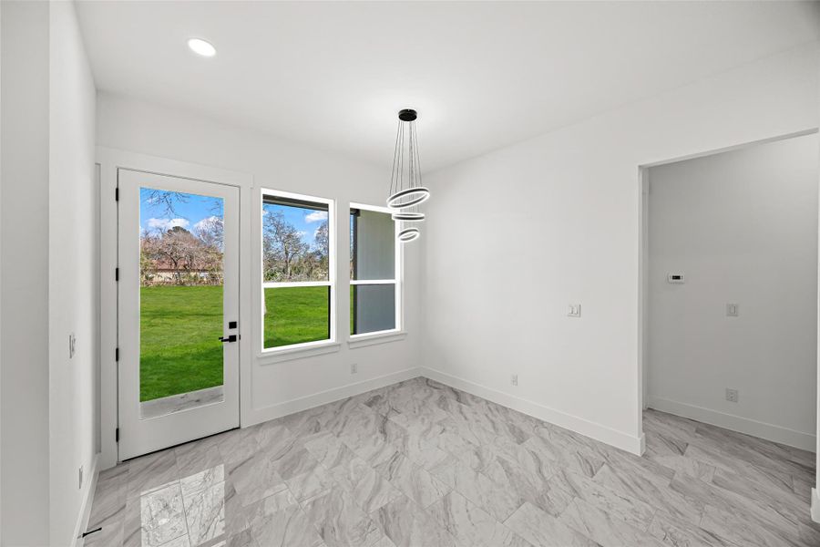 Spacious, unfurnished interior of a new home in , Dayton (Image 19).