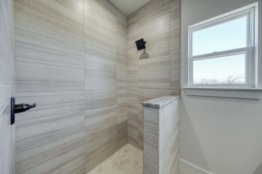 Representative interior finishes for a home built from the Lucas by Zeal Home Builders in Echo Grove, Poolville (Image 25).