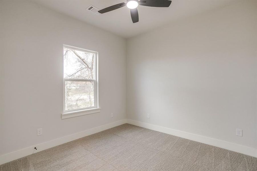 Spacious, unfurnished interior of a new home in , Fort Worth (Image 24).