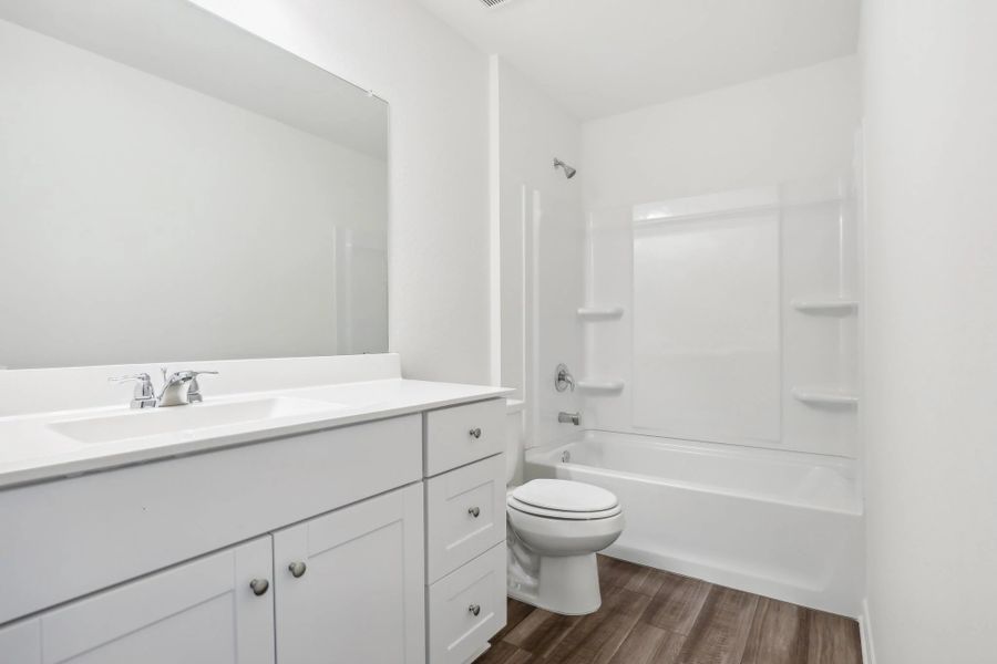Representative furnished interior of a home built from the Proxy by Starlight Homes in Sutton Farms, San Antonio (Image 14).
