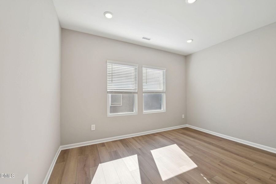 18-web-or-mls-Raleigh - Watkins Glen- 35 18-web-or-mls-Raleigh - Watkins Glen- 35