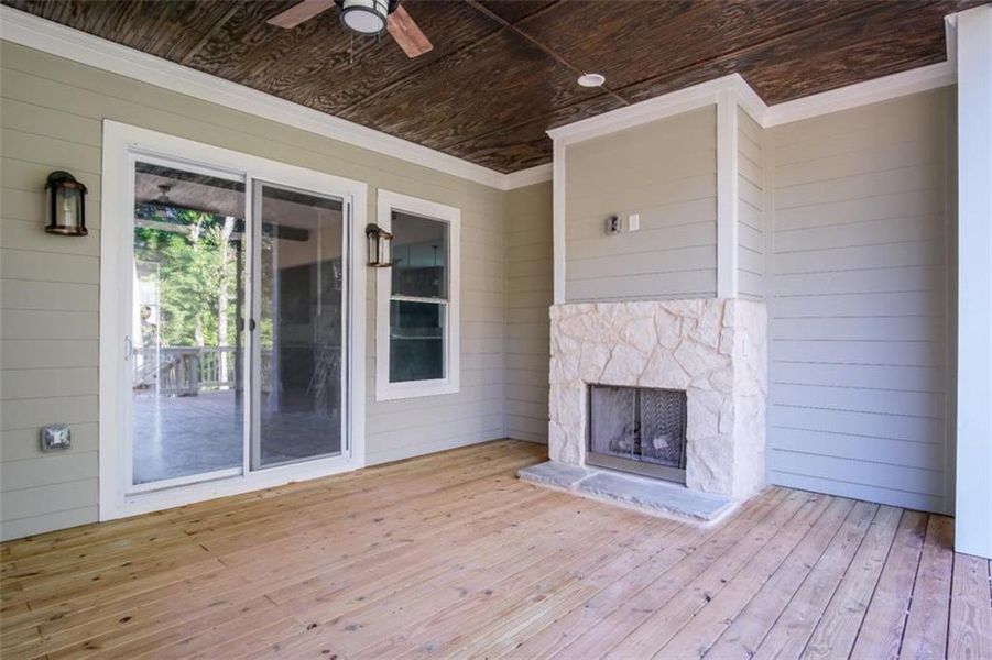 Exterior details and patio area of a home in , Woodstock (Image 4).