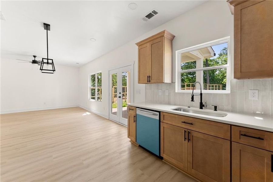 Furnished interior view inside a new home in , Clarkesville (Image 6).