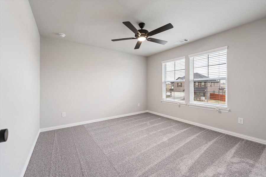 Spacious, unfurnished interior of a new home in Morningstar, Aledo (Image 35).