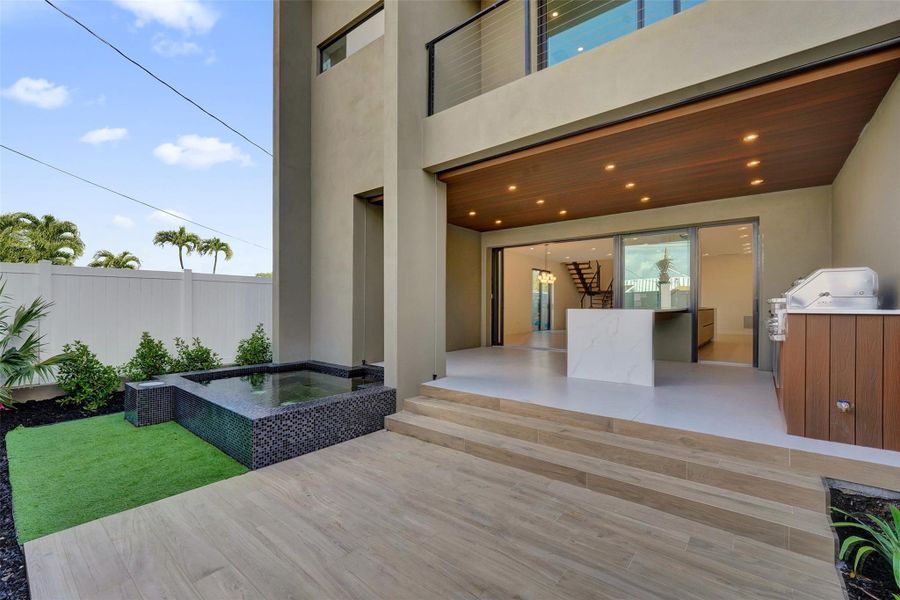Exterior details and patio area of a home in , Fort Lauderdale (Image 33). Exterior details and patio area of a home in , Fort Lauderdale (Image 33).