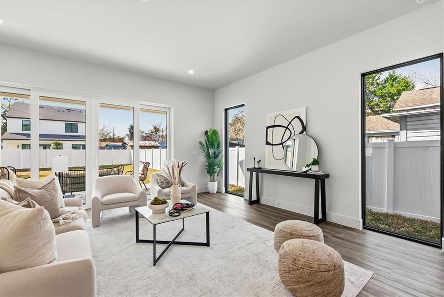 Furnished interior view inside a new home in , Orlando (Image 8).