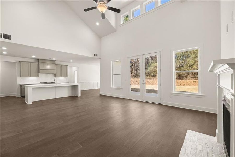 Spacious, unfurnished interior of a new home in , Gainesville (Image 59).