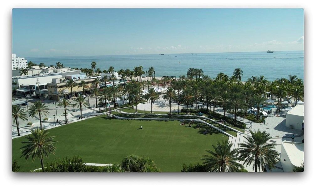 Nearby: Las Olas Oceanside Park Nearby: Las Olas Oceanside Park