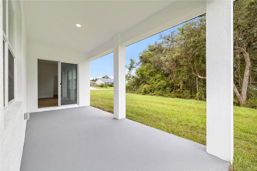 Exterior details and patio area of a home in , Ocala (Image 3). Exterior details and patio area of a home in , Ocala (Image 3).