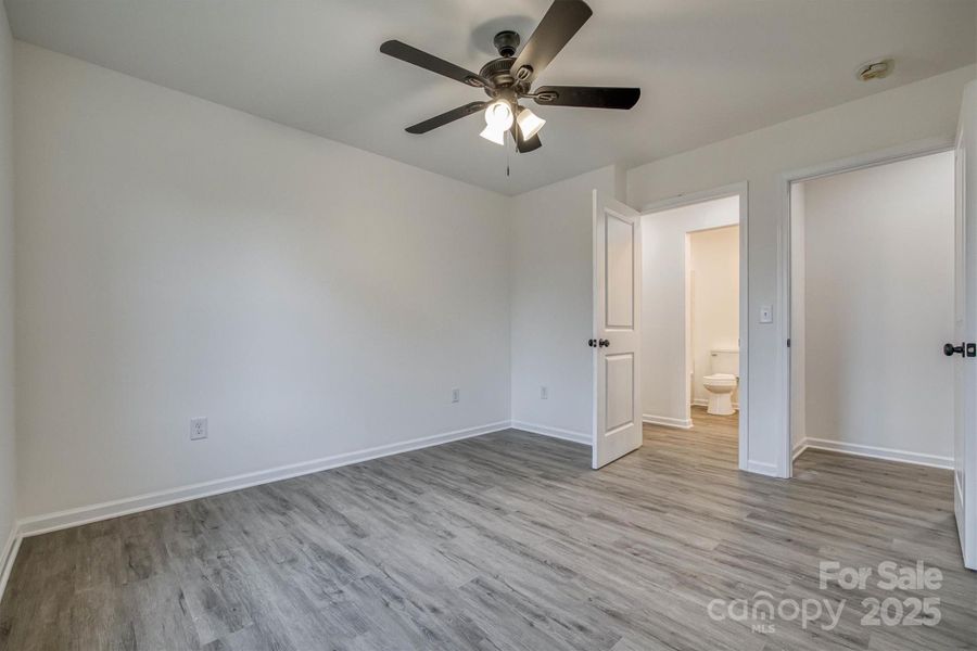 Spacious, unfurnished interior of a new home in , Valdese (Image 6). Spacious, unfurnished interior of a new home in , Valdese (Image 6).