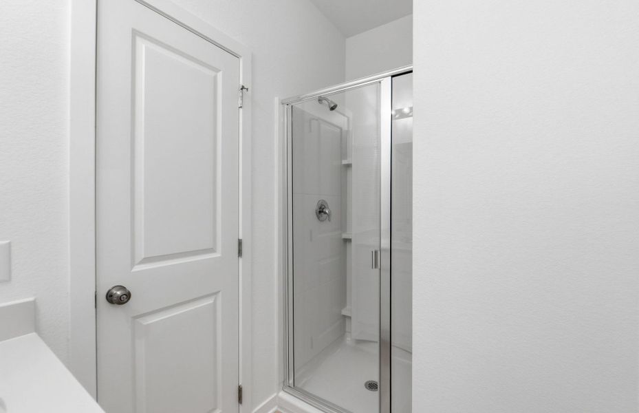 Furnished interior view inside a new home in Vantage, San Marcos (Image 7).