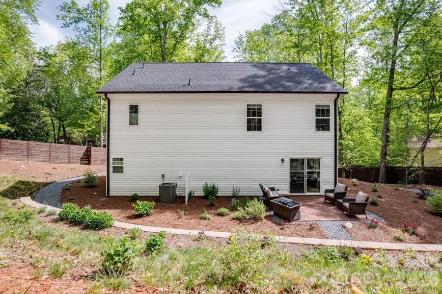 Exterior details and patio area of a home in , Waxhaw (Image 27).