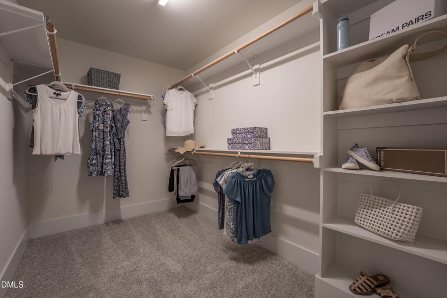 36 HHHunt Homes - Chatham- Primary Close 36 HHHunt Homes - Chatham- Primary Close