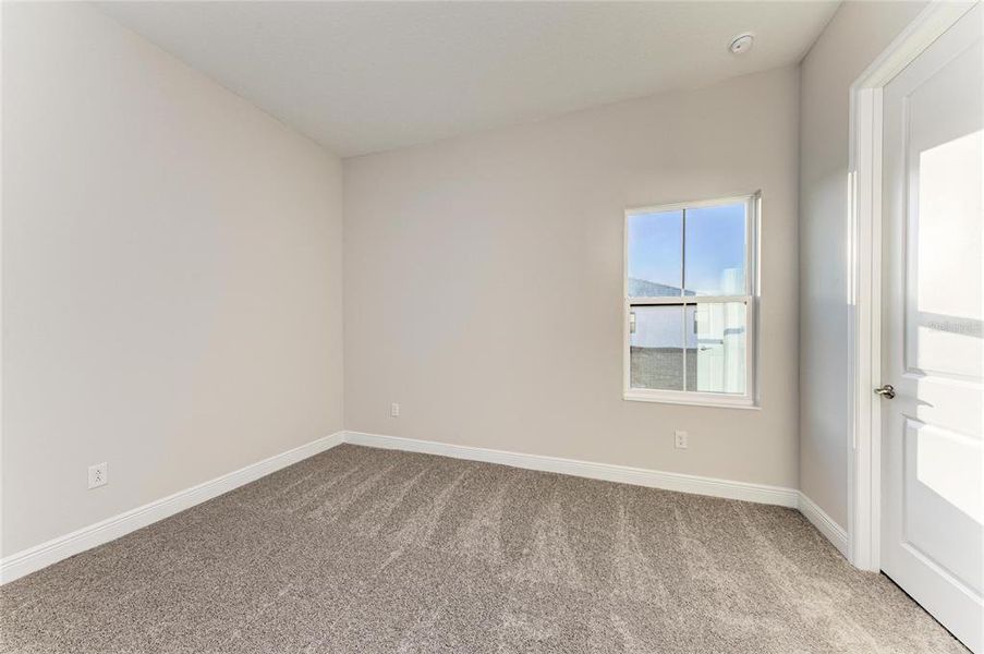 Spacious, unfurnished interior of a new home in Triple Creek, Riverview (Image 29). Spacious, unfurnished interior of a new home in Triple Creek, Riverview (Image 29).