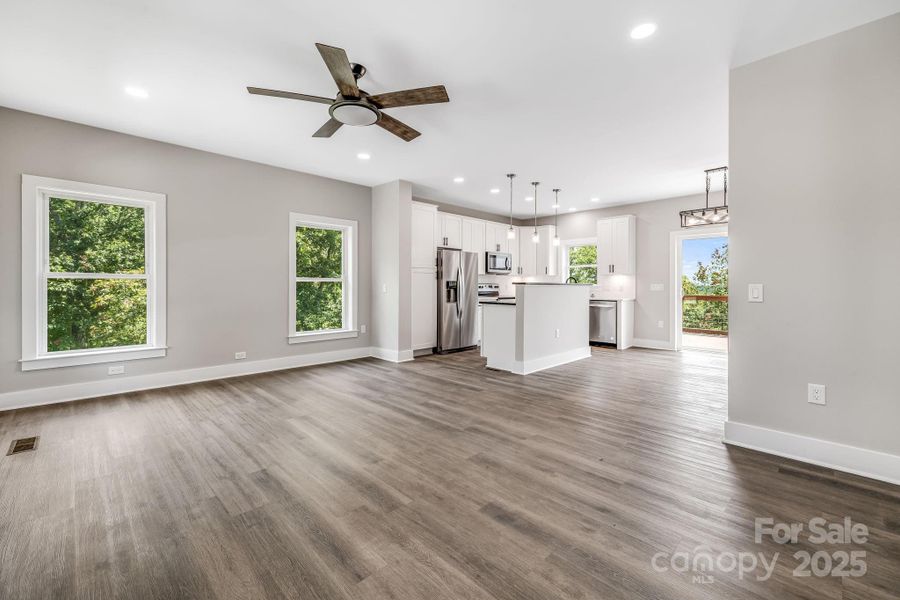 Spacious, unfurnished interior of a new home in , Asheville (Image 42).