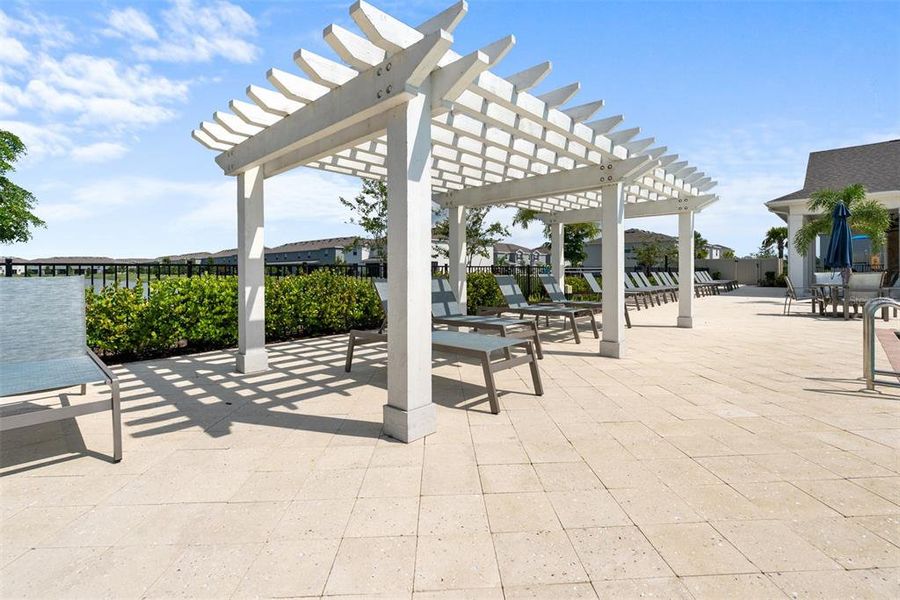 Community amenities in , Apollo Beach (Image 30).