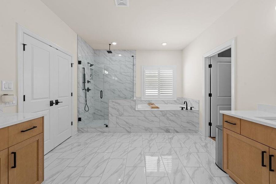Furnished interior view inside a new home in , Alpharetta (Image 12).