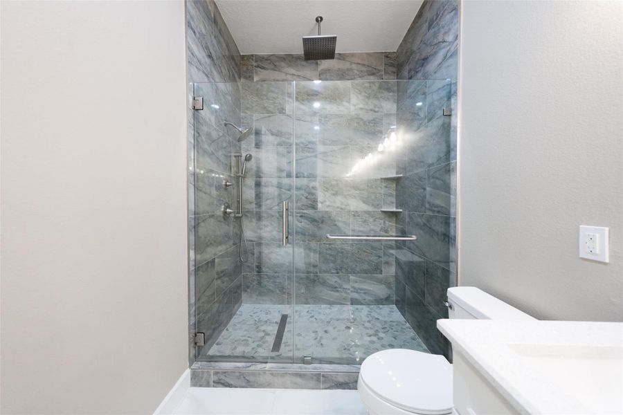 Image 33 of a home in . Image 33 of a home in .