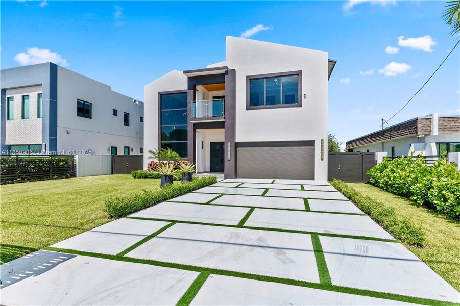 Front exterior of a new home in , Miami, FL, highlighting curb appeal (Image 26).