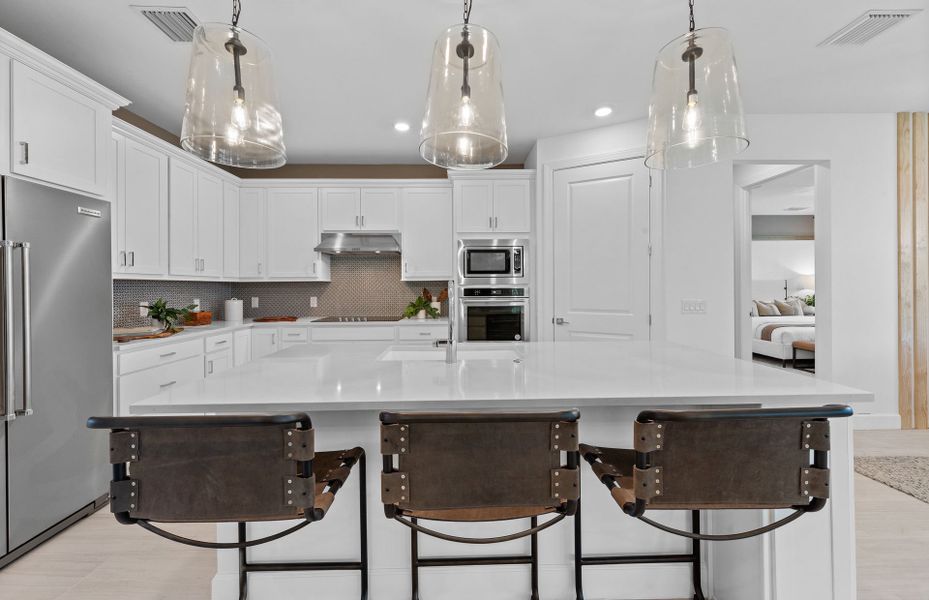 Center kitchen island Center kitchen island