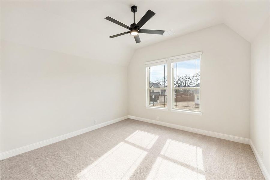 Spacious, unfurnished interior of a new home in Rockwood, Mansfield (Image 38).