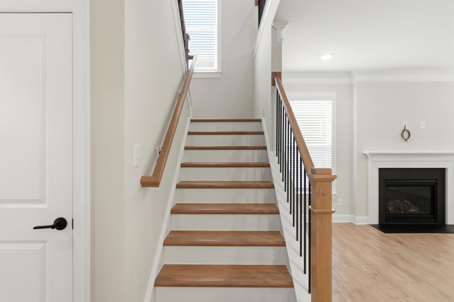 Spacious, unfurnished interior of a new home in Robinson Oaks, Gastonia (Image 27).