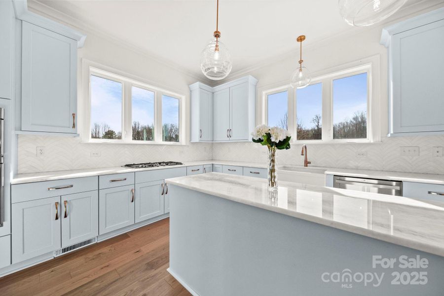 Furnished interior view inside a new home in , Midland (Image 8).