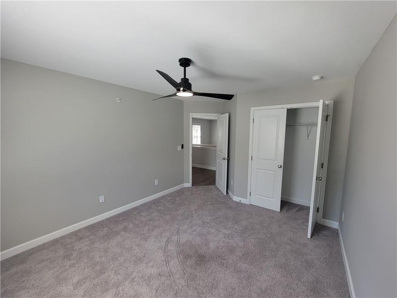 Spacious, unfurnished interior of a new home in Bluffs at Bells Ferry, Marietta (Image 18).