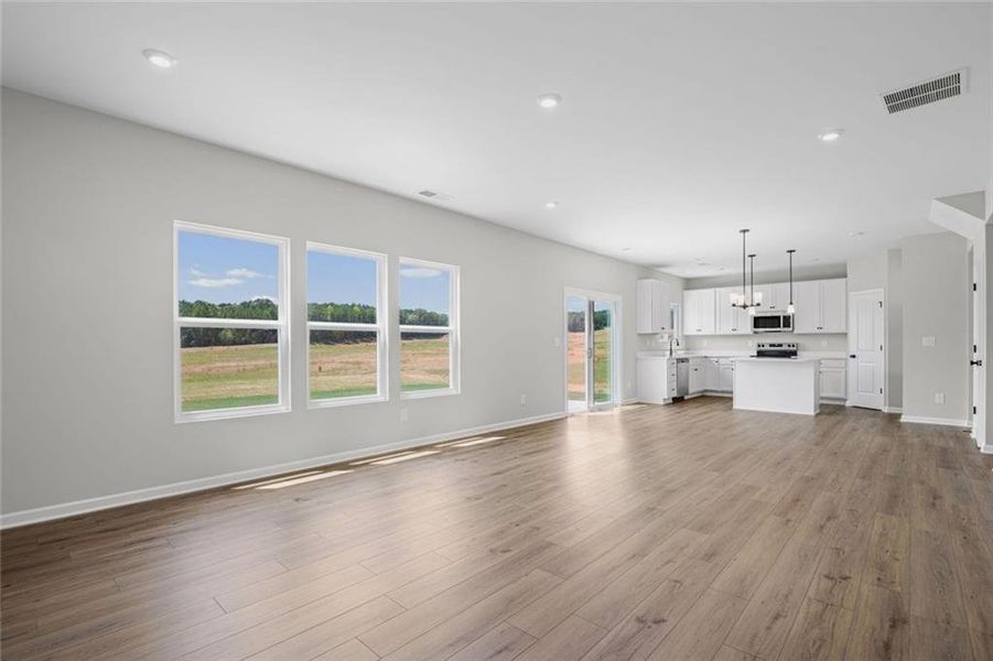 Spacious, unfurnished interior of a new home in Three Rivers, Rome (Image 17). Spacious, unfurnished interior of a new home in Three Rivers, Rome (Image 17).
