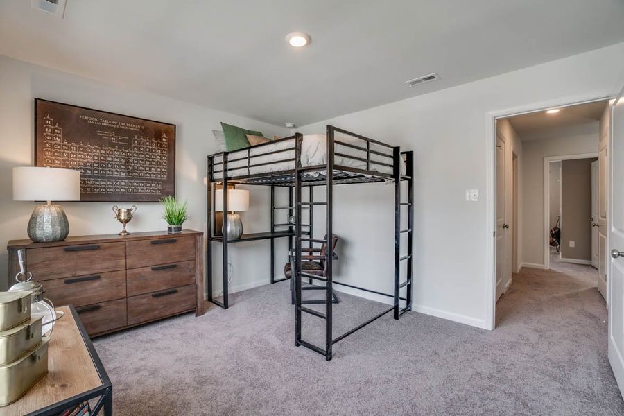 Representative furnished interior of a home built from the HAYDEN by D.R. Horton in Hartmann Crossing, Lebanon (Image 15).