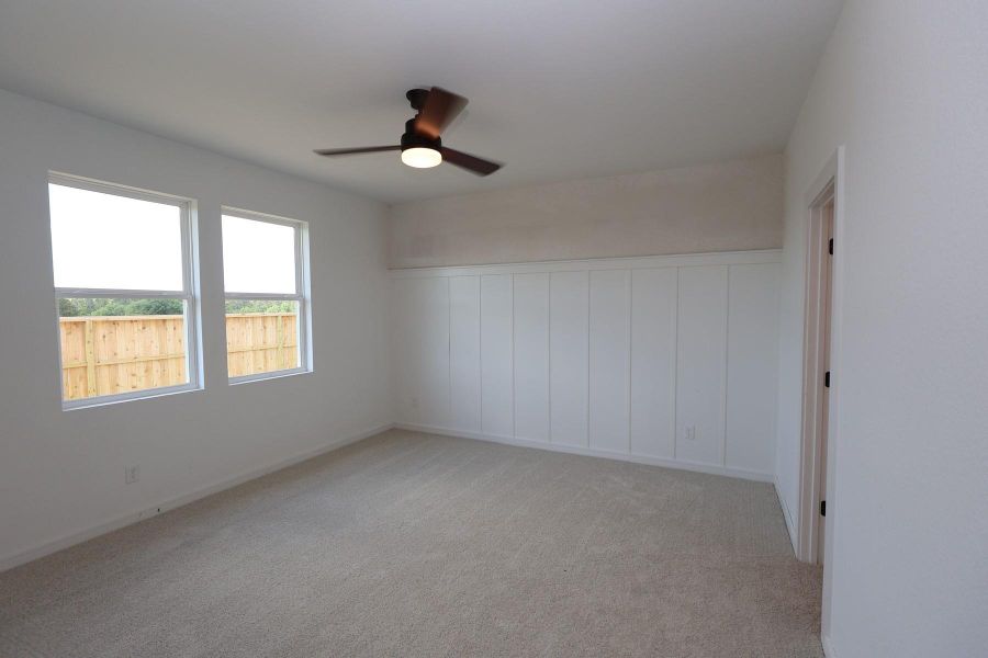 Spacious primary suite