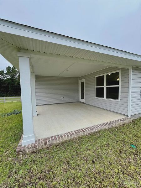 Image 11 of a home in Pine Top.