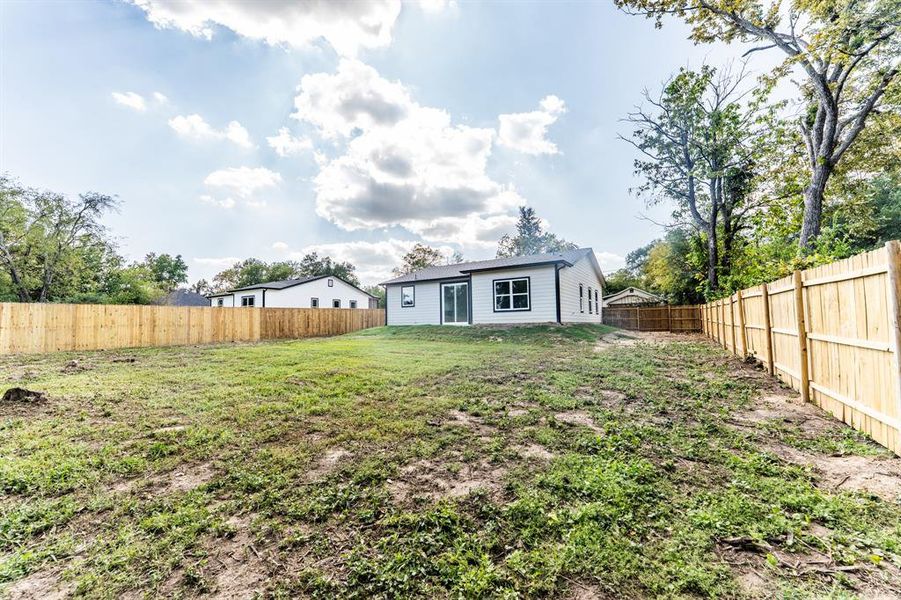 Exterior details and patio area of a home in , Sulphur Springs (Image 13). Exterior details and patio area of a home in , Sulphur Springs (Image 13).
