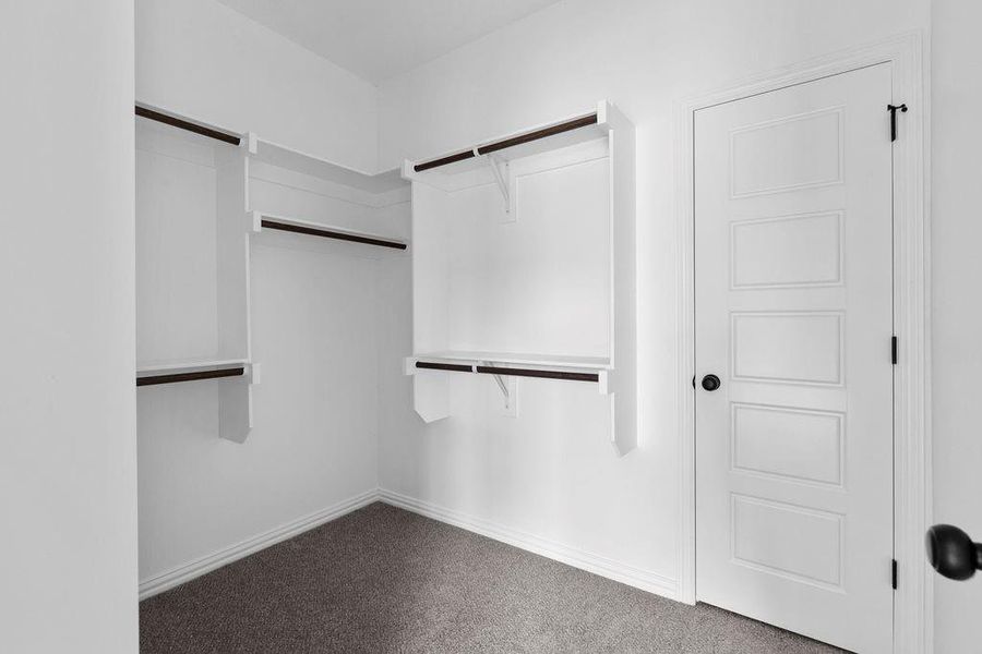 Spacious, unfurnished interior of a new home in , Fort Worth (Image 12).