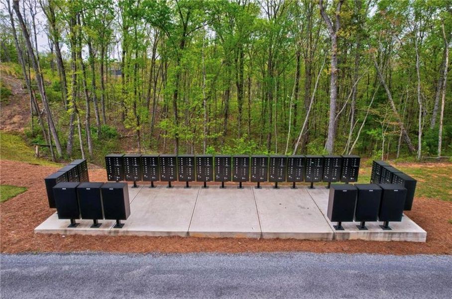 Community amenities in , Talking Rock (Image 49).