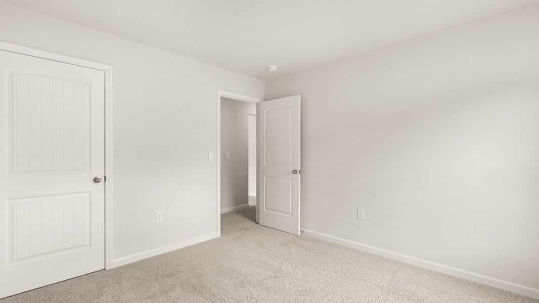 Representative unfurnished interior of a home built from the Halton by D.R. Horton in Liberty Crossing, Braselton (Image 28).